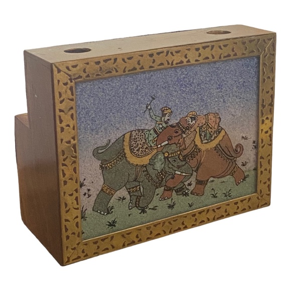 Vintage Indian artwork, wood & brass, pen & notepad holder - Picture 3 of 15